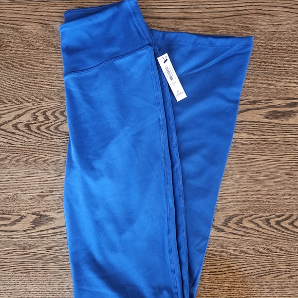 NWT Victoria Secret Flare Leggings - Picture 3 of 6